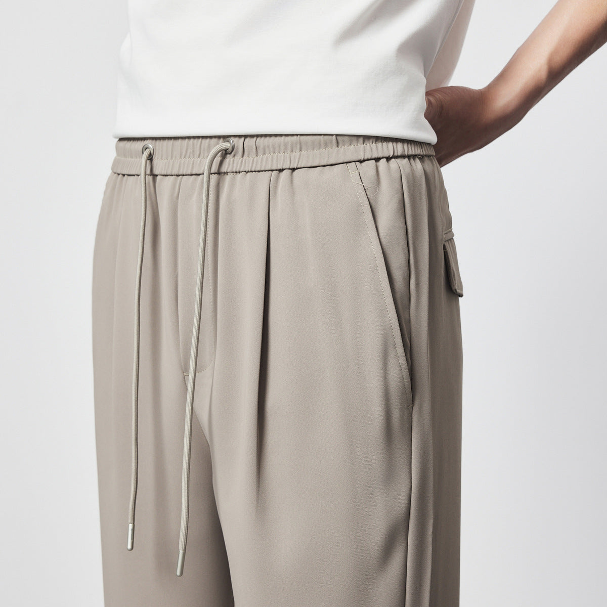 Men's Wide Leg Pleated Pants