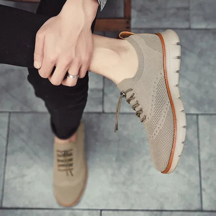 Roger Sneakers