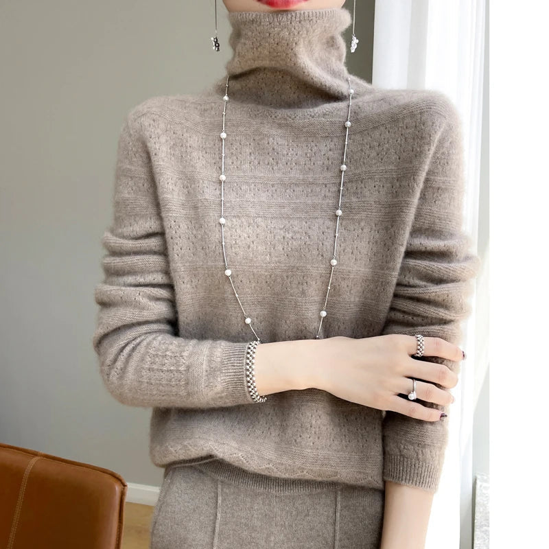 Women’s Soave Turtleneck Sweater