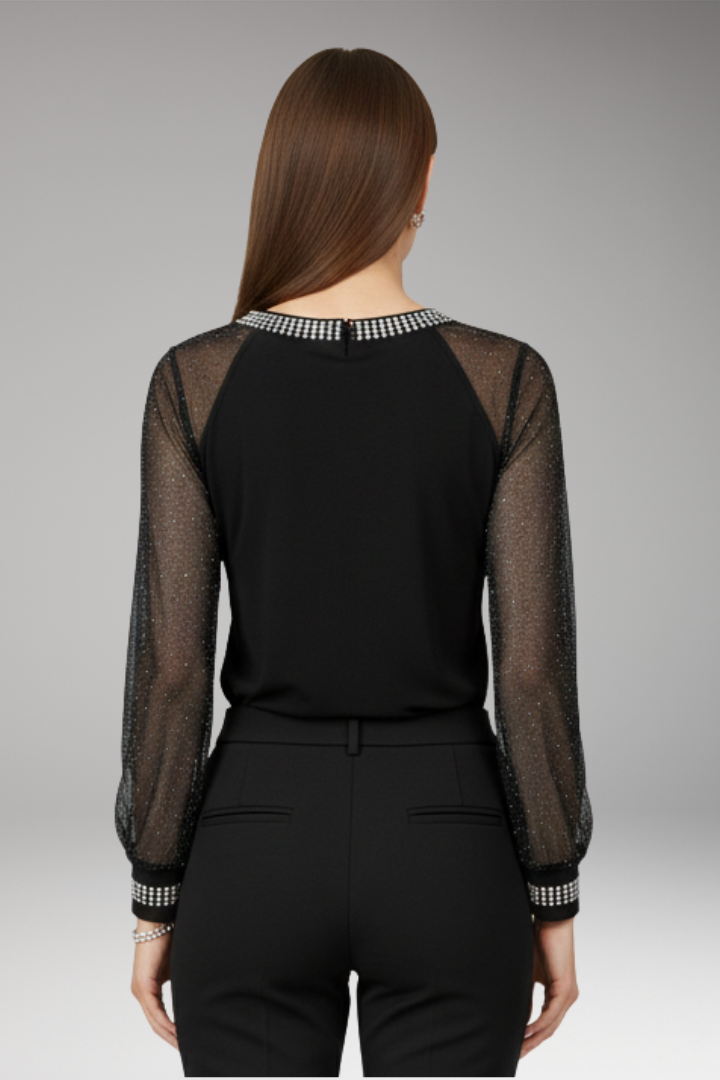 Women's Knit Long Sleeve Round Neckline