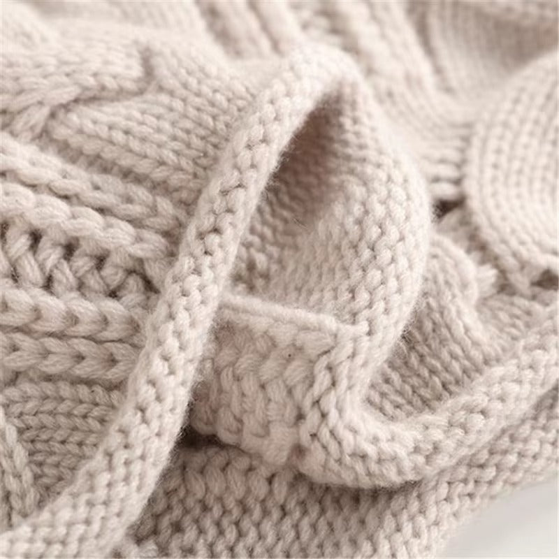 Women's Cable Knit Crew Neck Sweater
