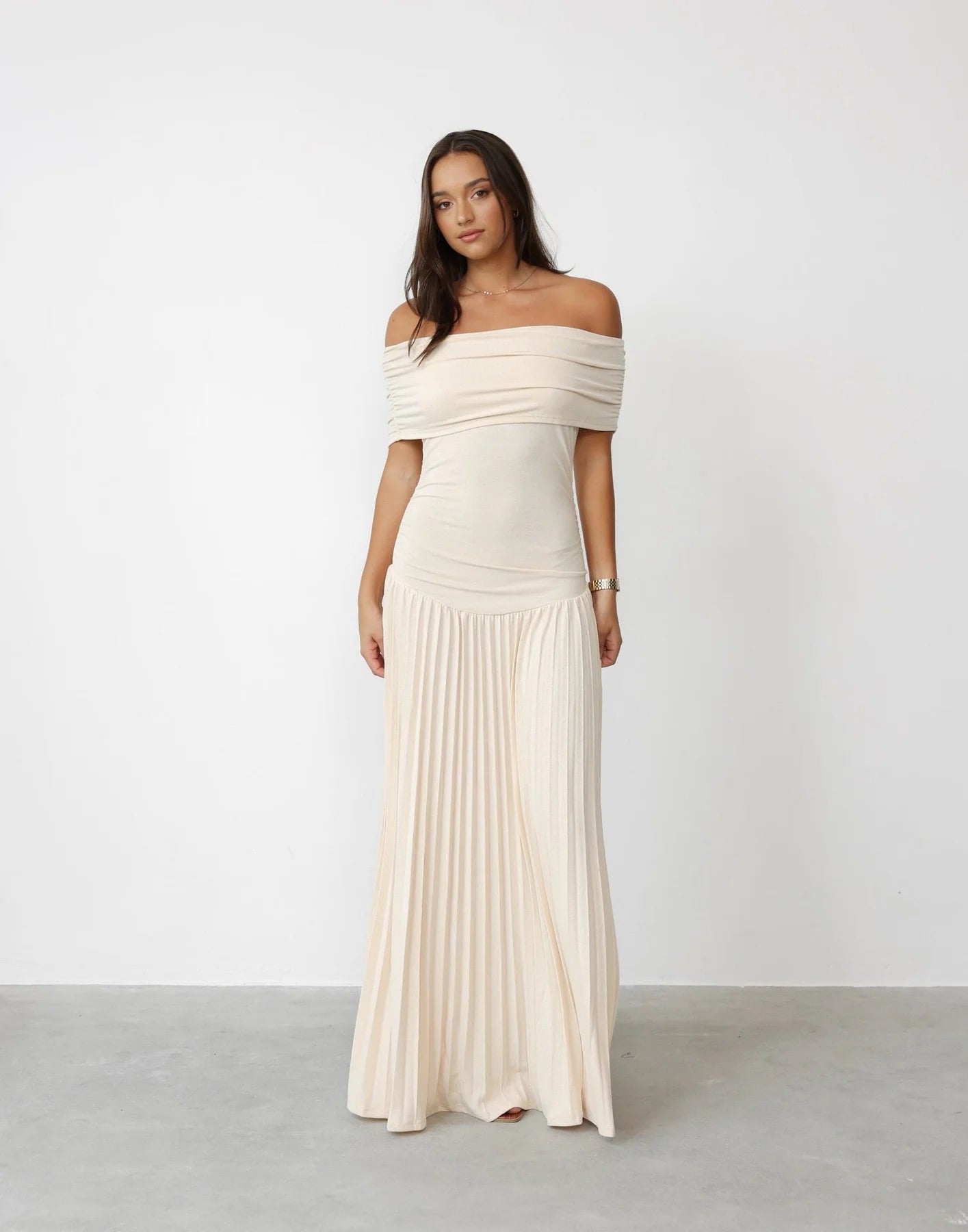Women's Flowy Maxi Dress Lightweight Summer Style - Fashinoza