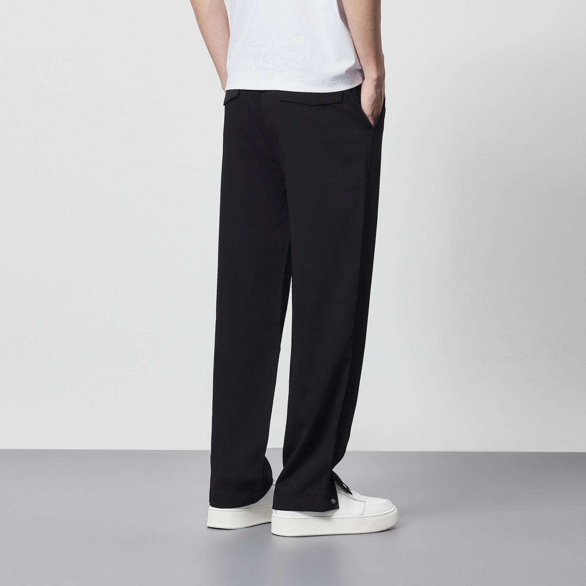 Men's Wide Leg Pleated Pants