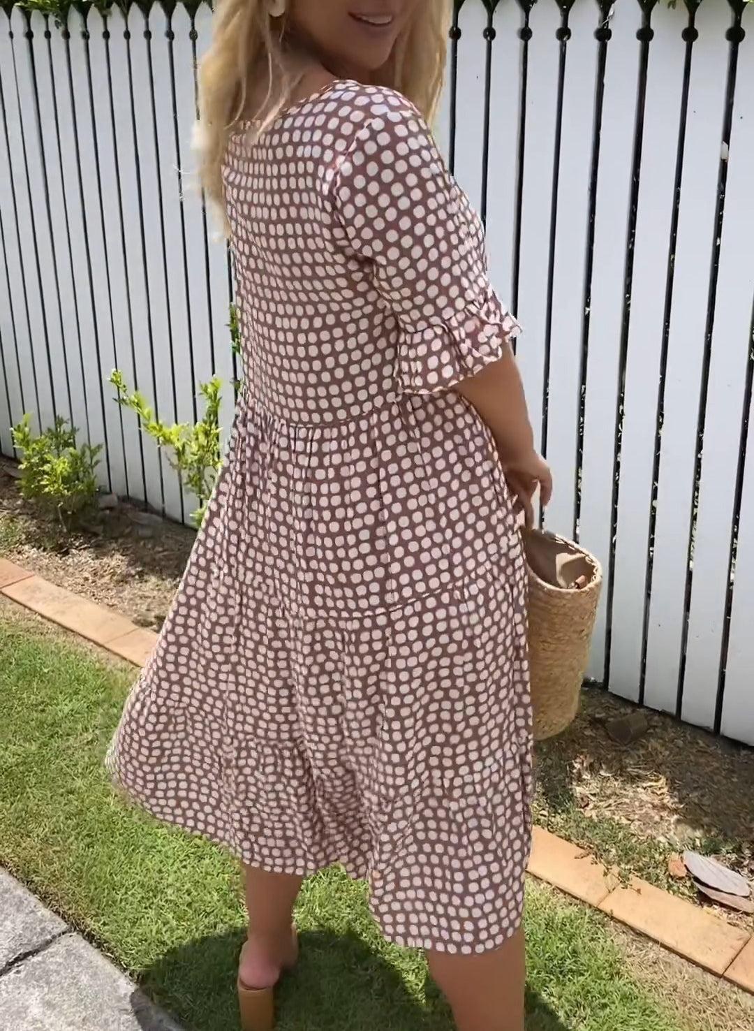 Rebecca | Casual Chic Ruffle Sleeve Midi Dress