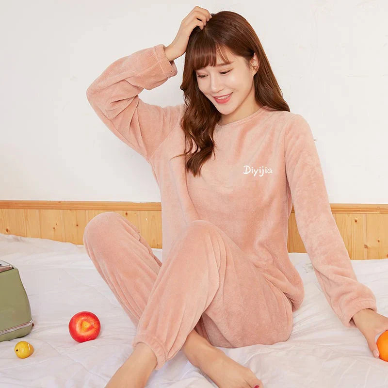 Women's Pajama Set Elegant Design Supreme Comfort