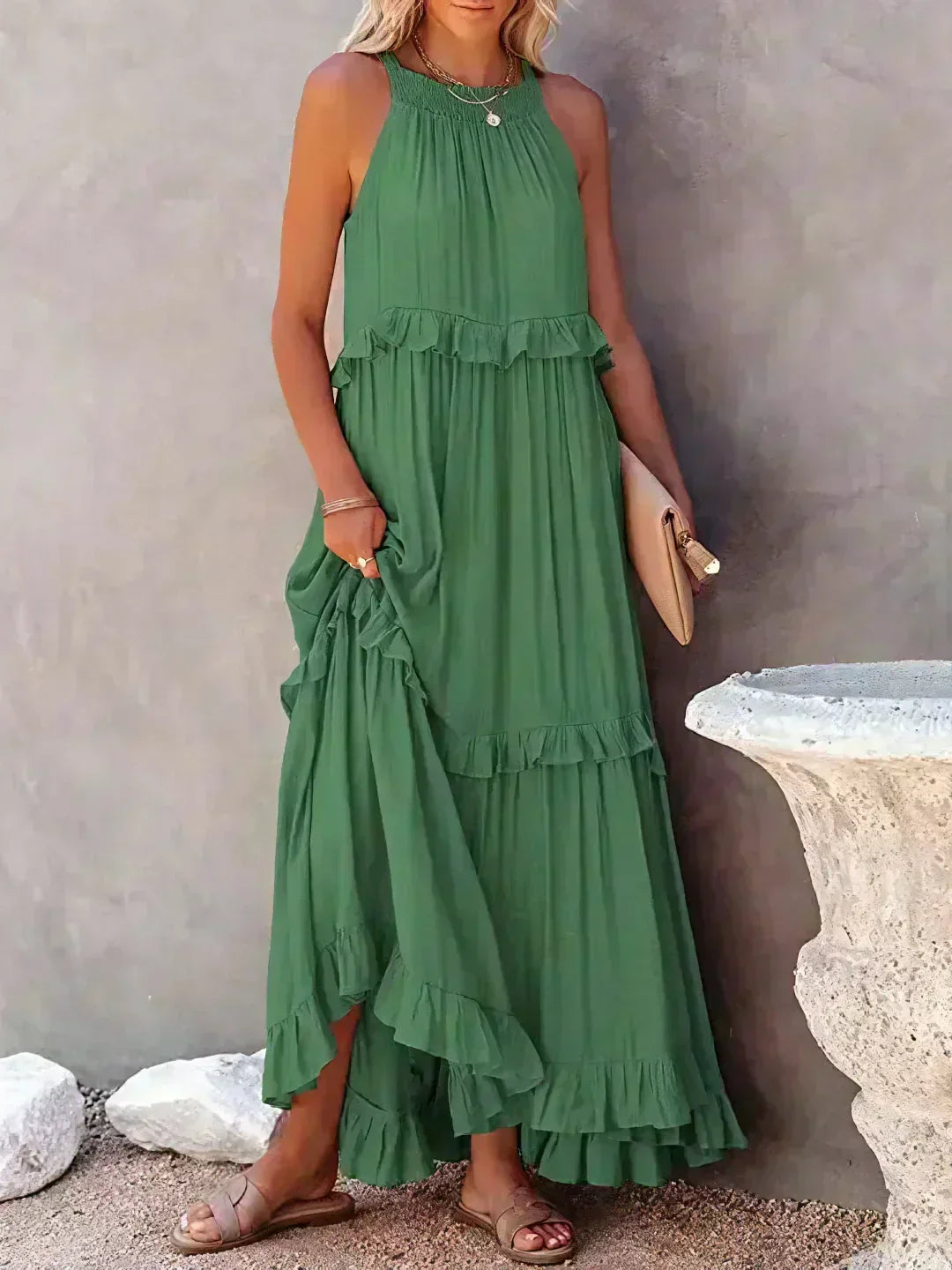 Elegant Women's Sleeveless Ruffle Dress