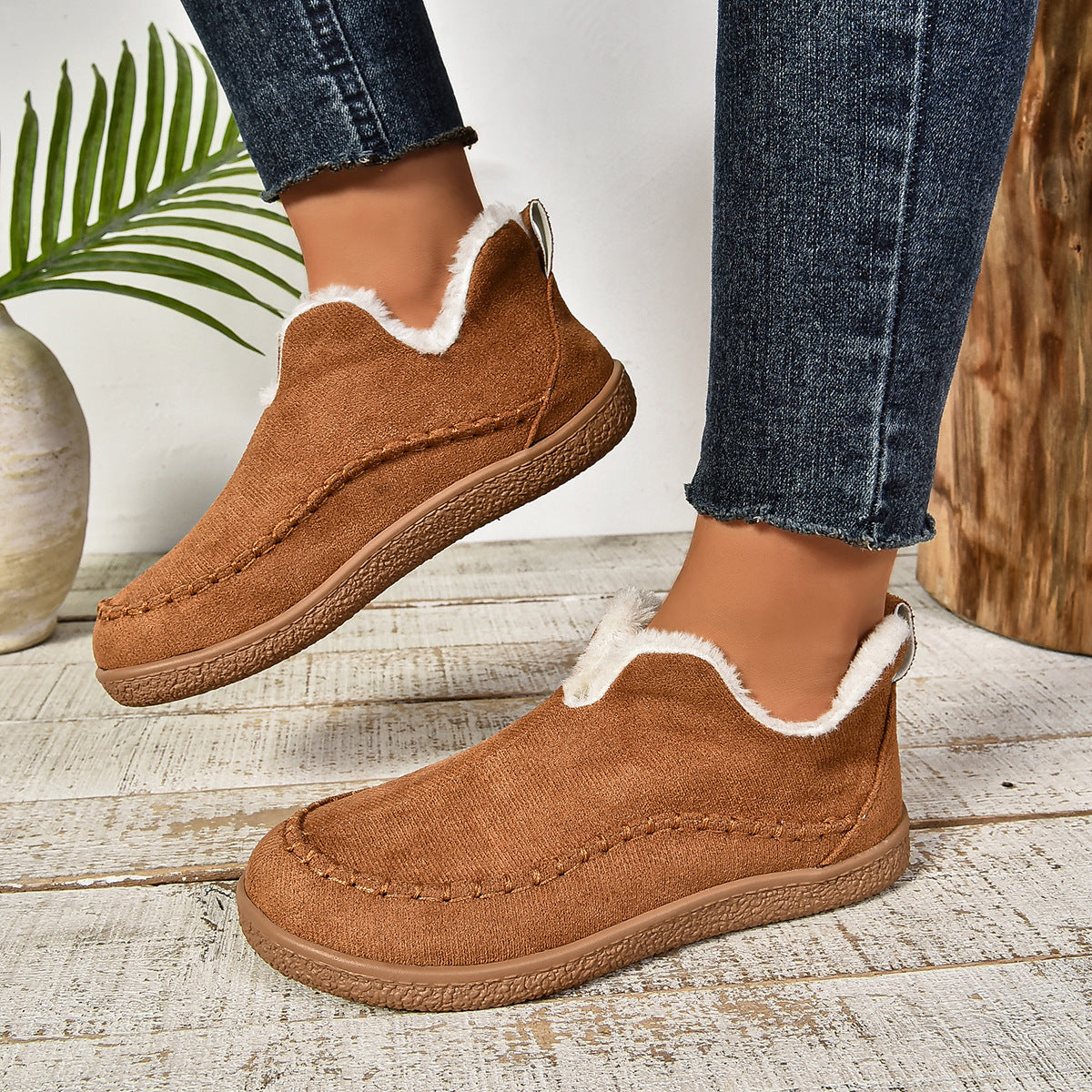 Women's Slip-On Boots Stitch Detail