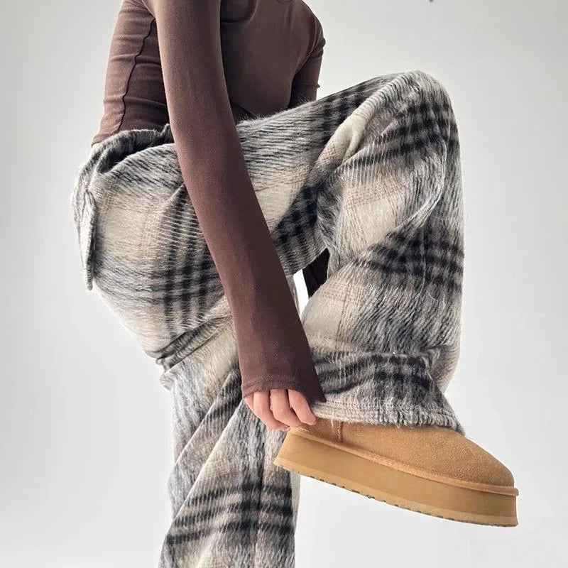 Velma Plaid Pants - Jack Hafford