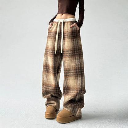 Velma Plaid Pants - Jack Hafford
