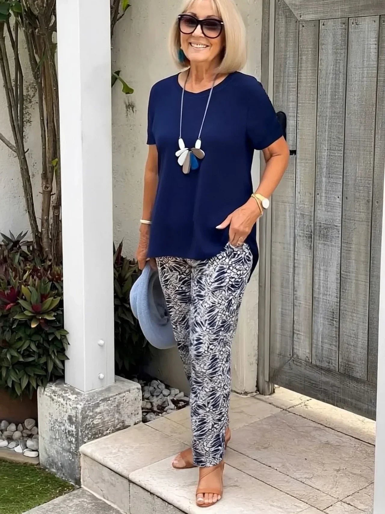 Women's Short Sleeve Patterned Two Piece Set - Fashinoza