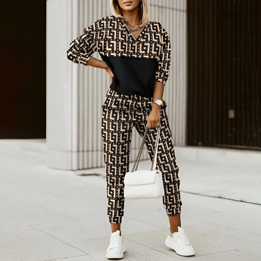 Women's Athletic Tracksuit Set - Fashinoza