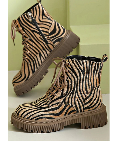 Women's Animal Print Platform Boots Lace Up Style - Fashinoza