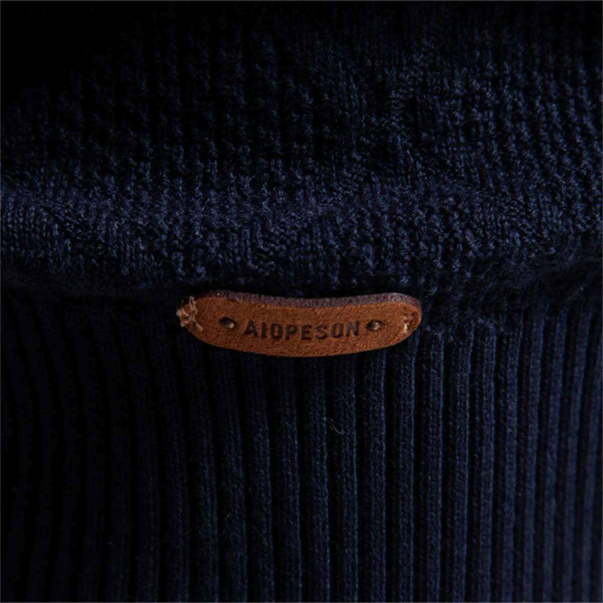 Men's Diamond Pattern Polo Sweater Knit