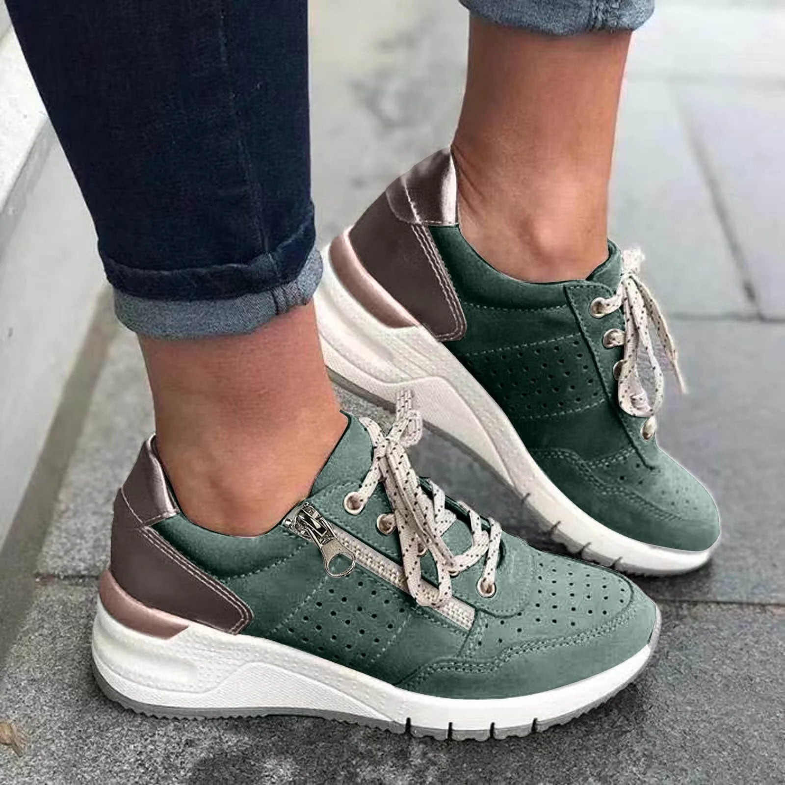 Women's Chunky Sole Sneakers - Fashinoza