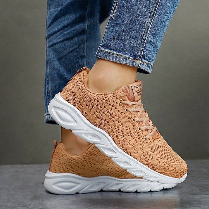 Maxim Sneakers