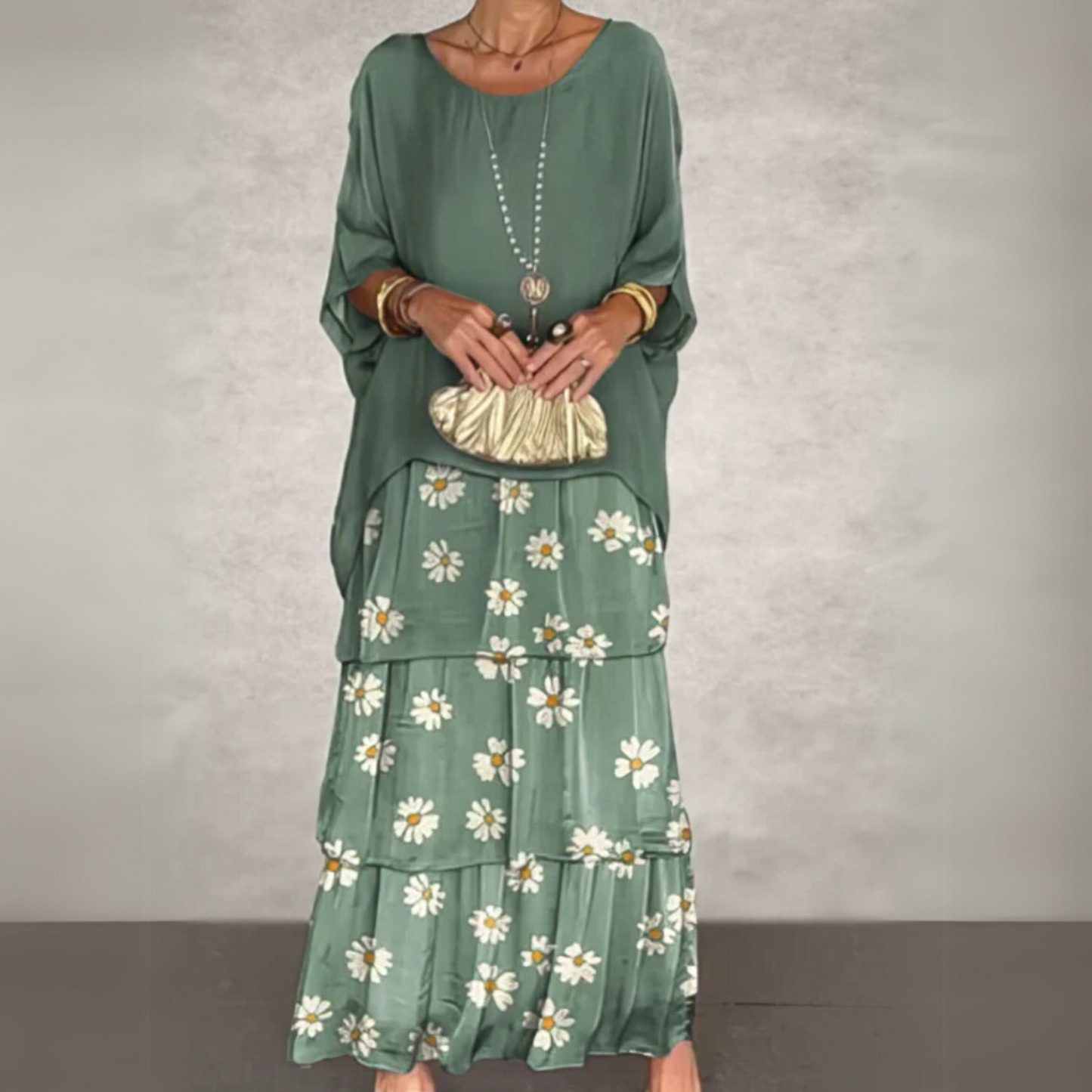 Women's Summer Dress Flowing Silhouette