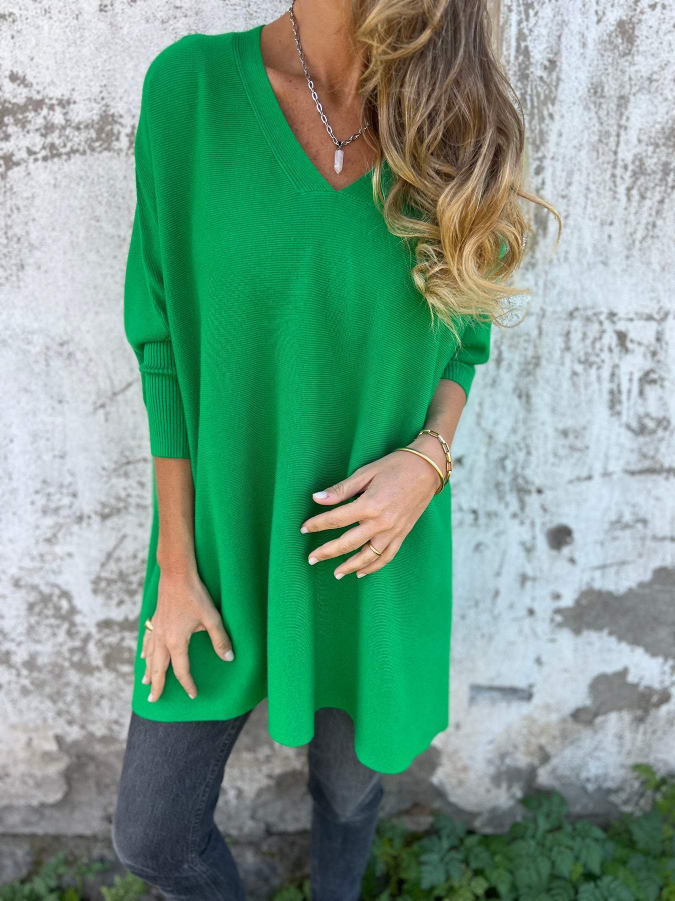 Charlotte | Women’s Summer V Neck Tunic Top