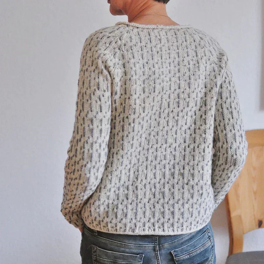 Women's Crew Neck Sweater Raglan Seams