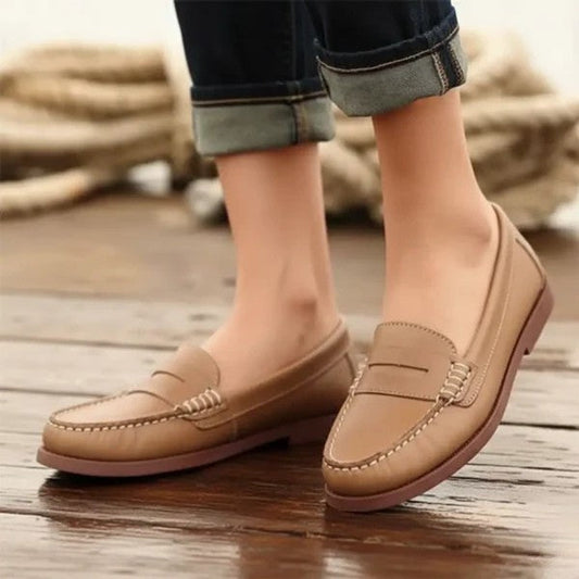 Women's Black Moc Toe Loafers - 
Fashinoza