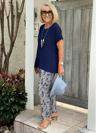 Women's Coastal Round Neck And Printed Pants