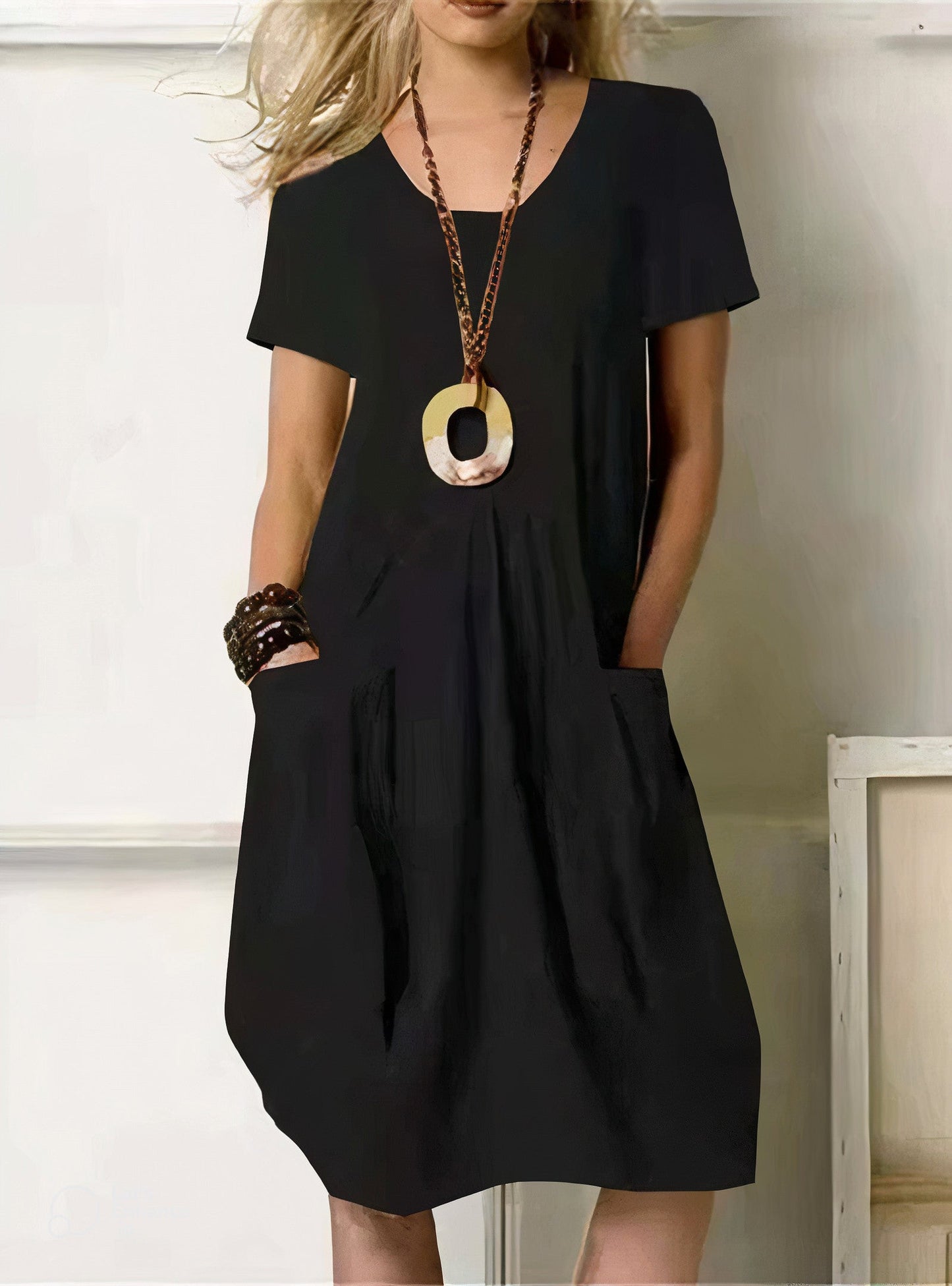Women's Relaxed Fit Short Sleeve Dress