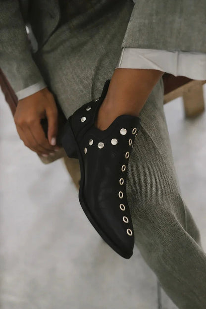 Women's Studded Pointed Boots