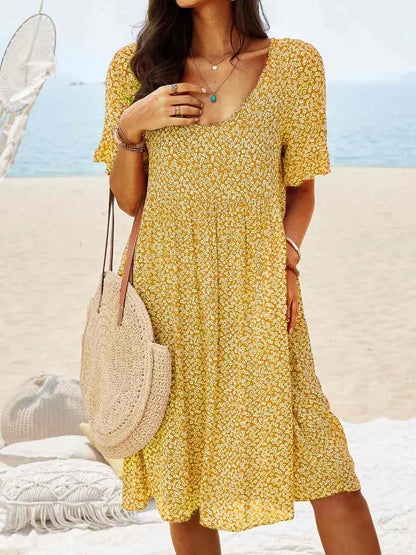 Women's Floral V-Neck Short Sleeve Smock Dress