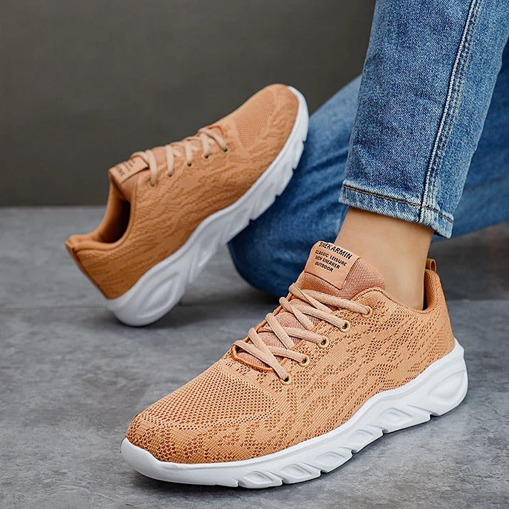 Maxim Sneakers