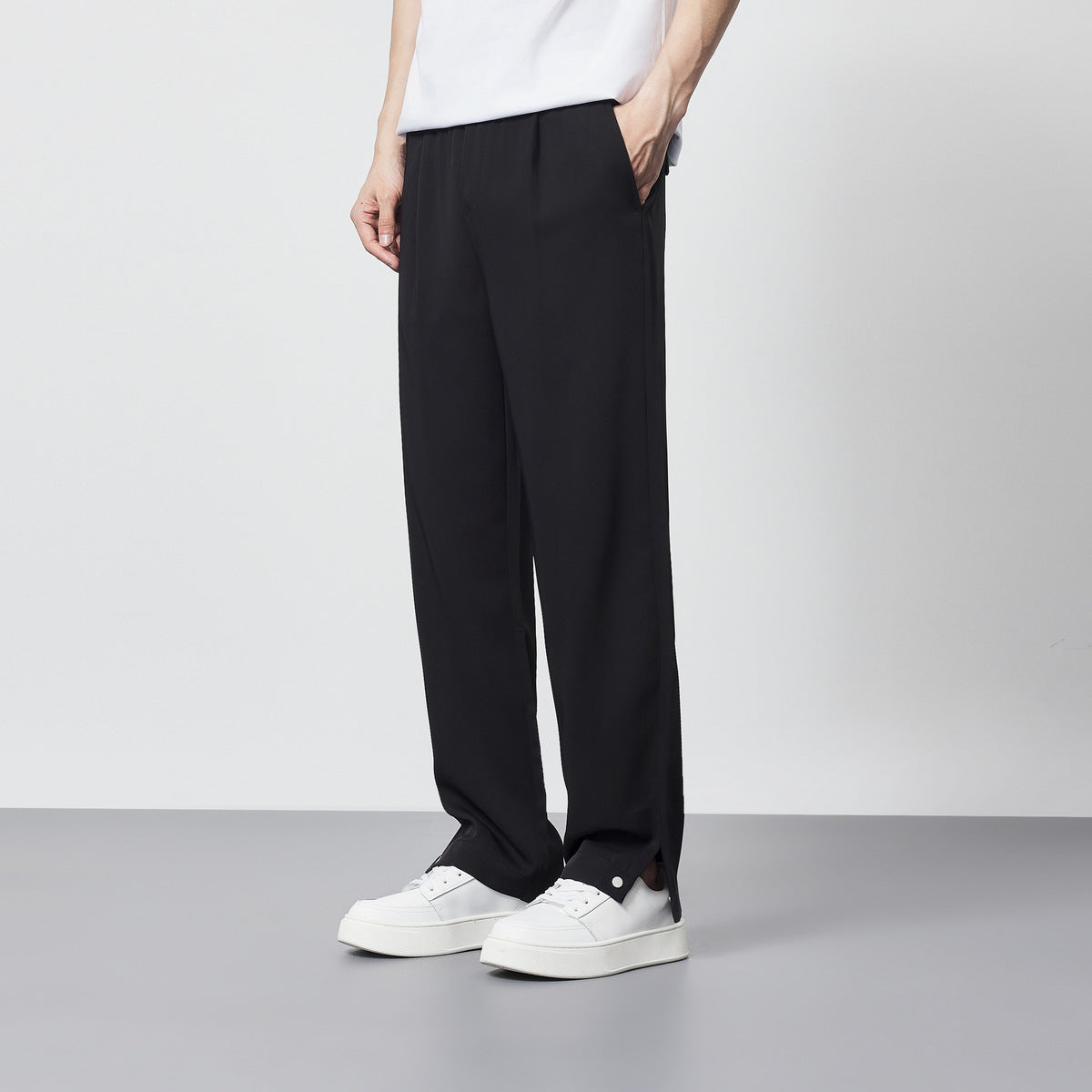 Men's Wide Leg Pleated Pants