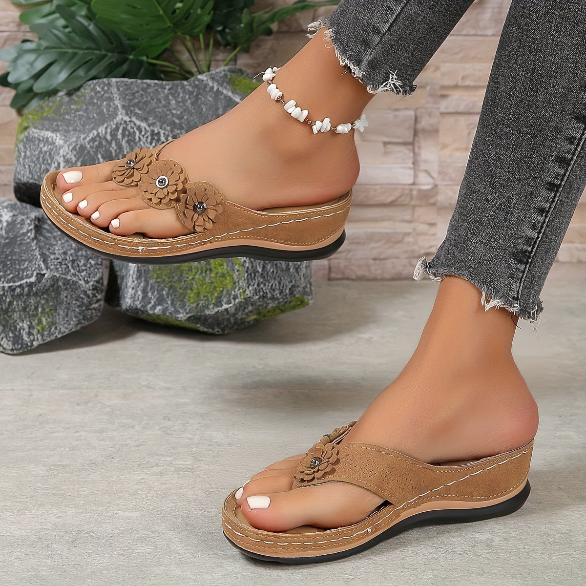 Pippa Women's Orthopedic Adjustable Sandals