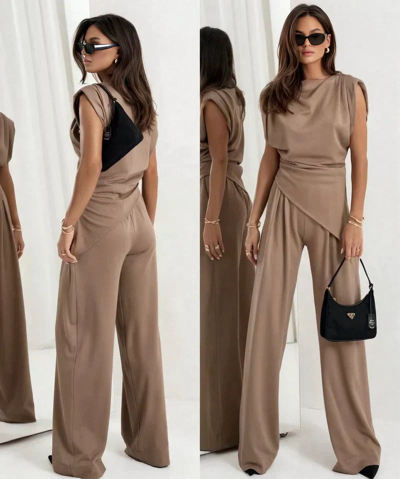 Women's Sleeveless And Shorts Minimal Two Piece Set