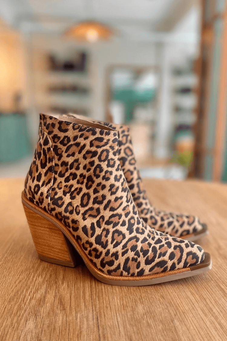 Eliana Women's Pointed Cowboy Boots - Fashinoza