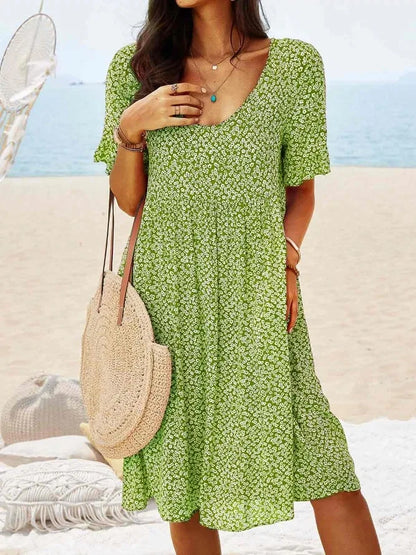 Women's Floral V-Neck Short Sleeve Smock Dress