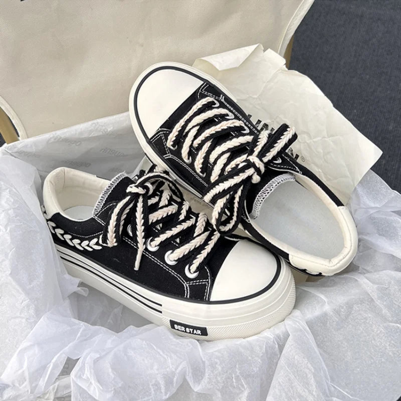 Women's Platform Canvas Sneakers - Fashinoza