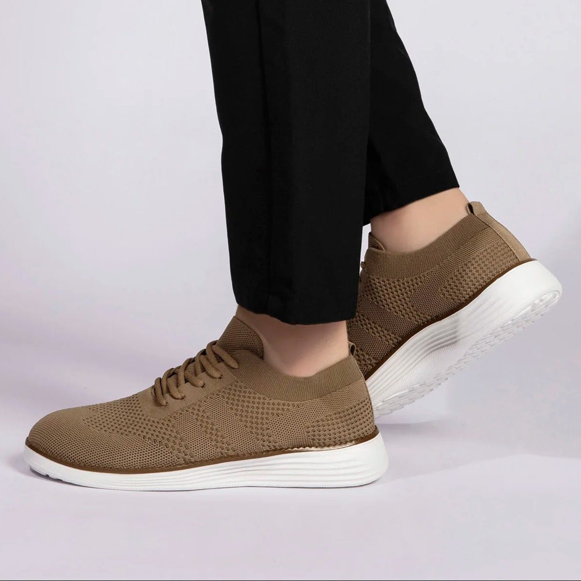 Blake Sneakers