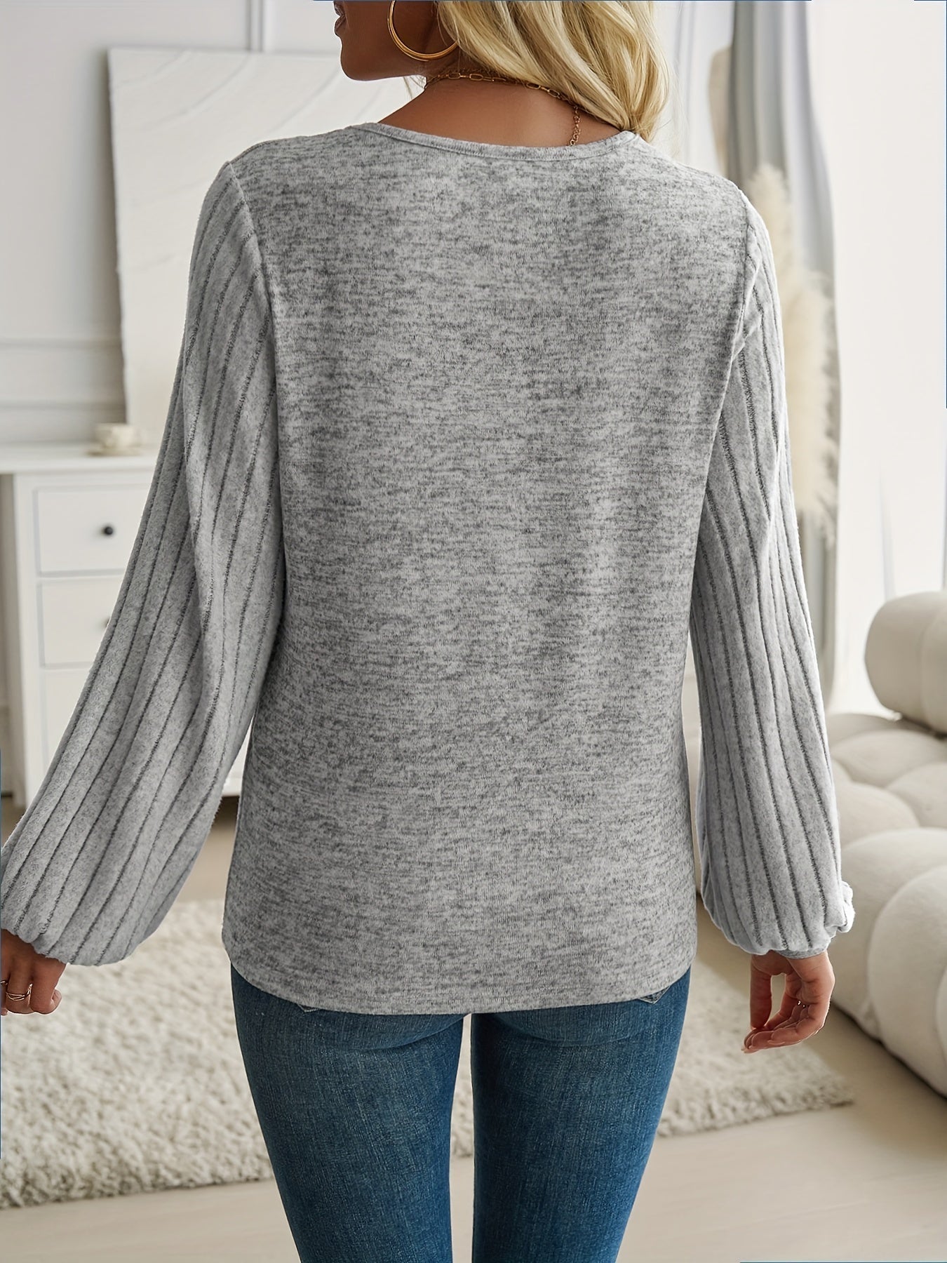 Women's Lantern Sleeve Sweater