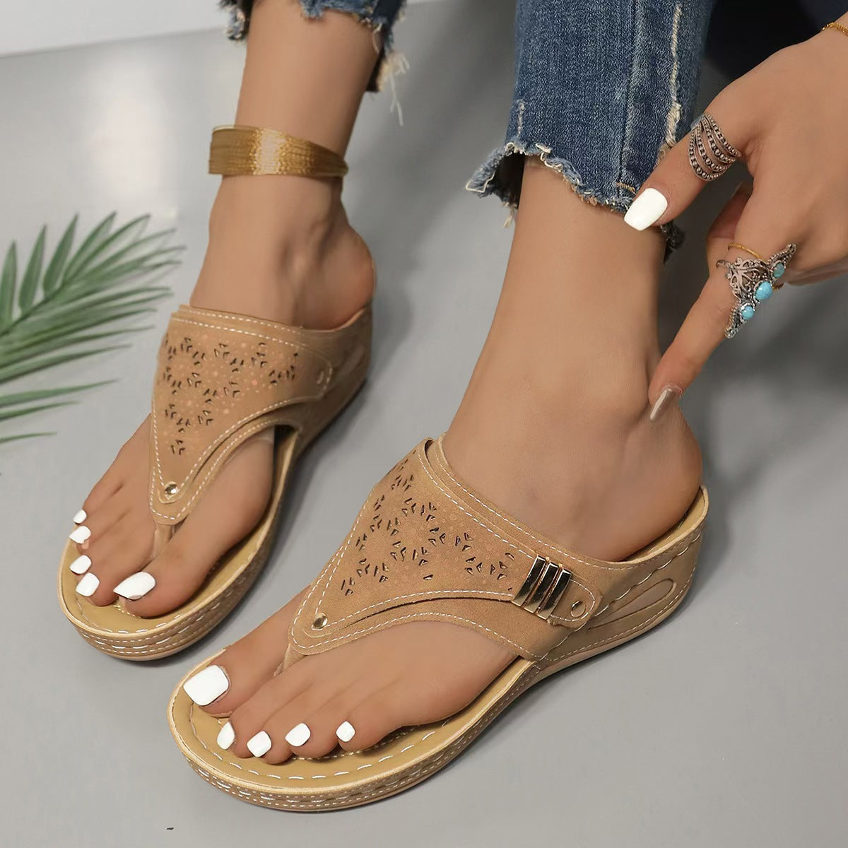 Orthopedic Walking Sandals for Women with Arch Support and Adjustable Straps