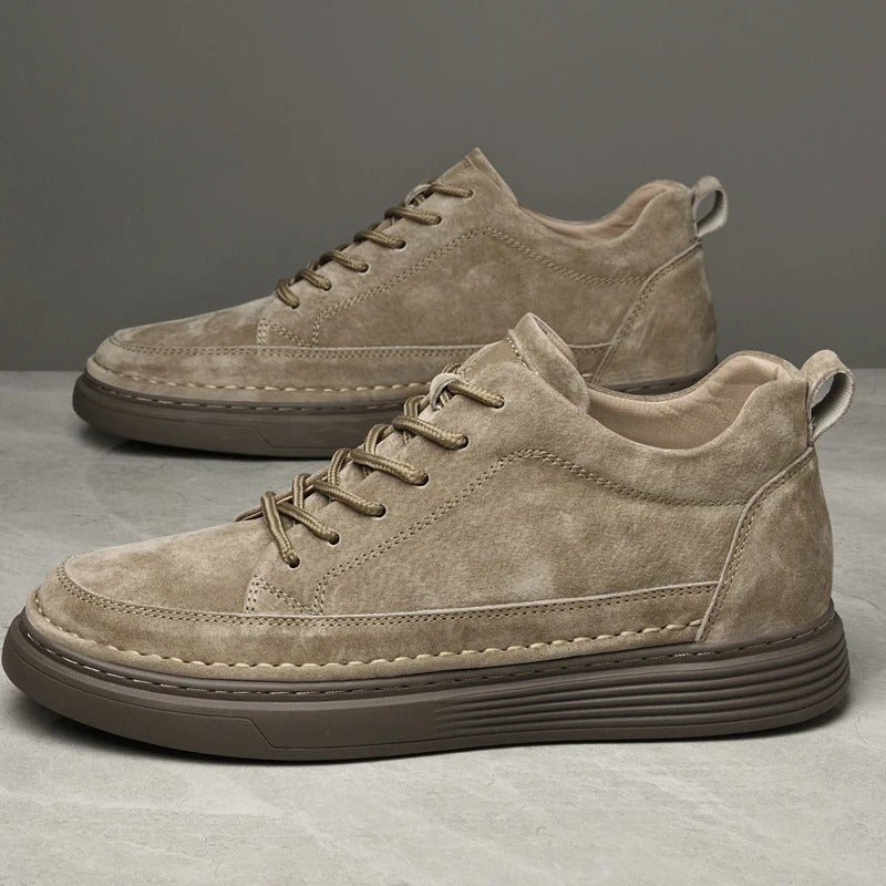 Men's Lace-Up Sneakers Contrast Sole Leather Comfortable