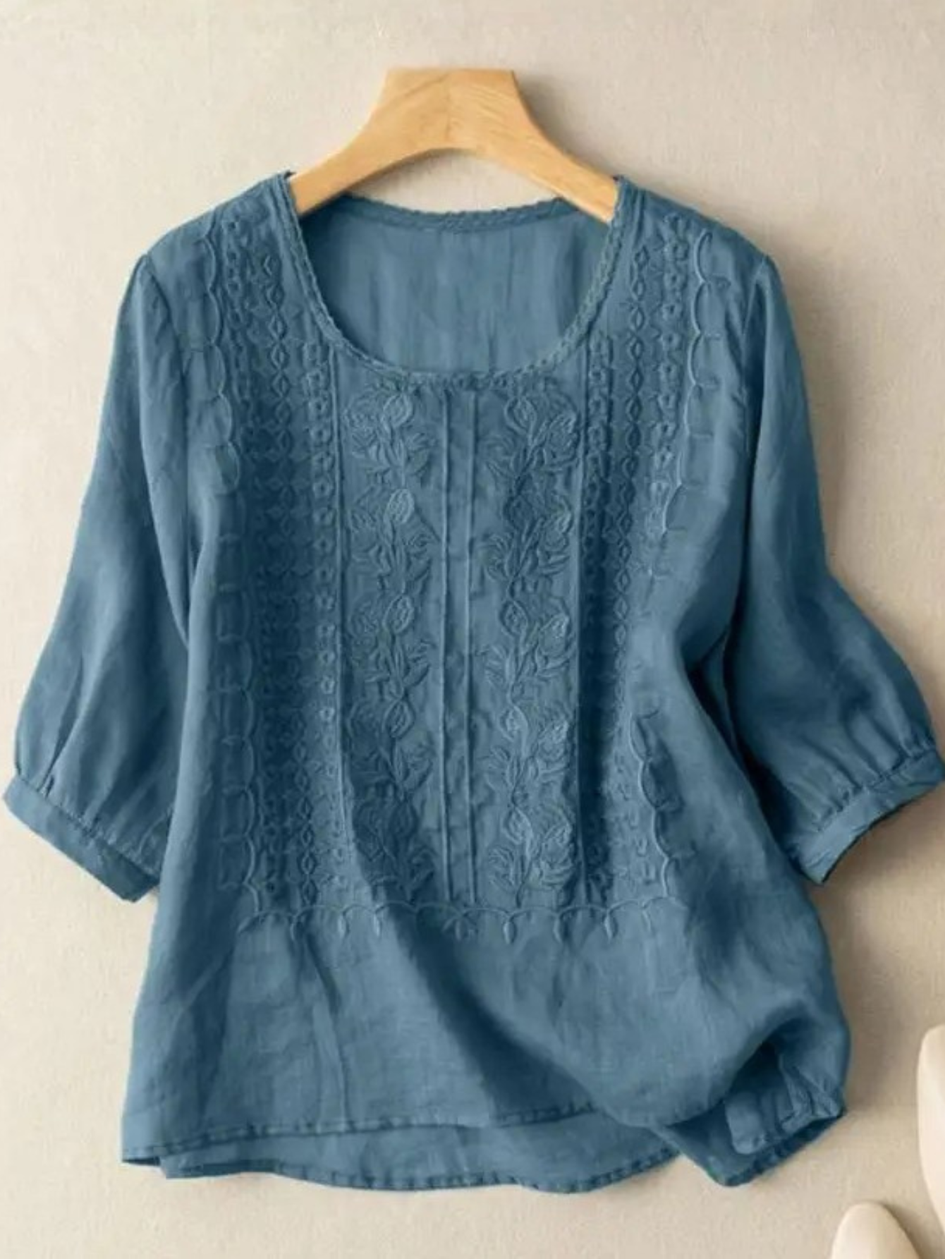 Women's Embroidered Blouse 3/4 Sleeve