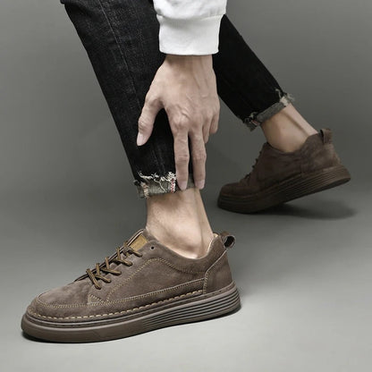 Men's Lace-Up Sneakers Contrast Sole Leather Comfortable