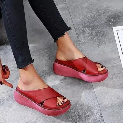 Women's Flat Cushioned Sandals