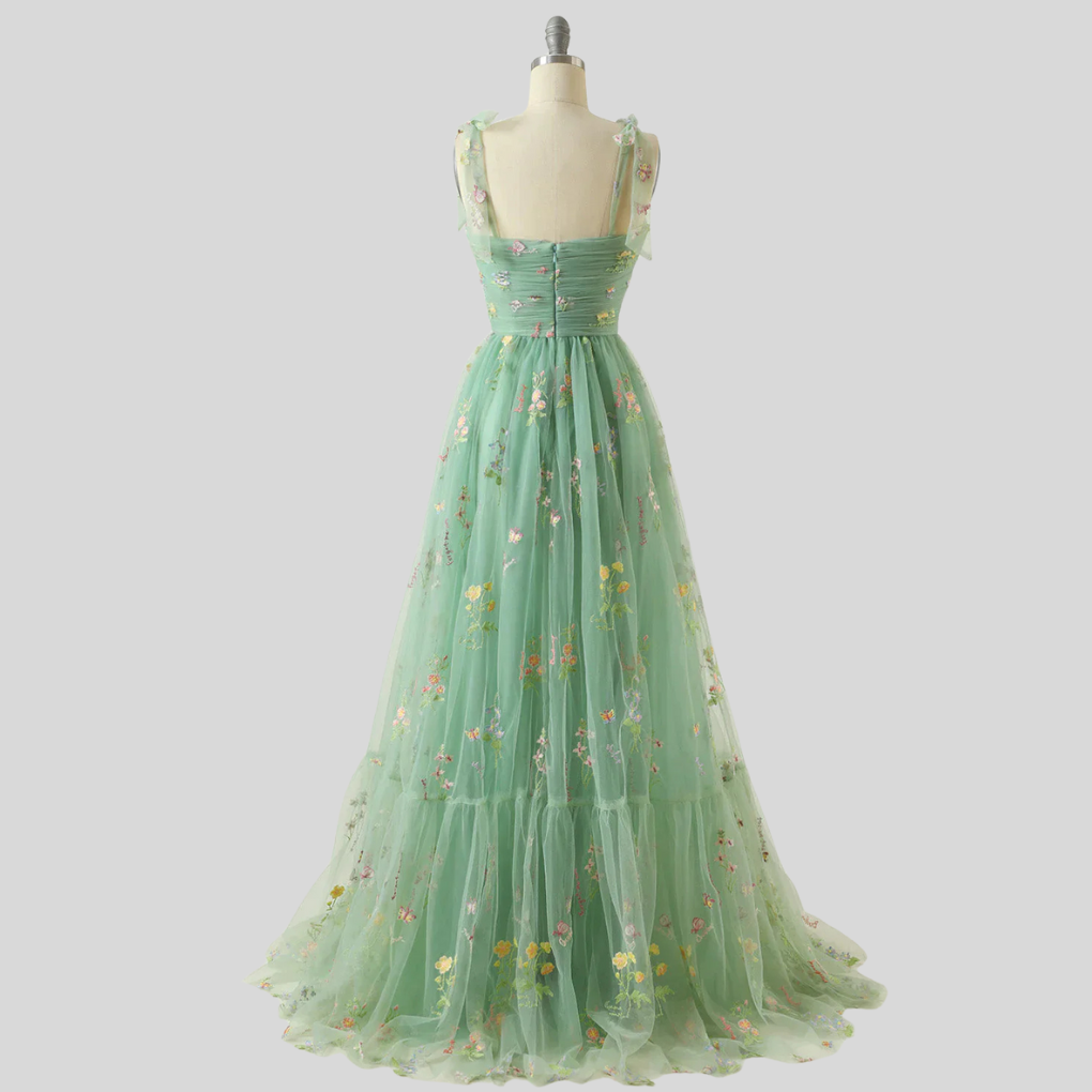 Women's Embroidered Tulle Ball Gown Evening Wear