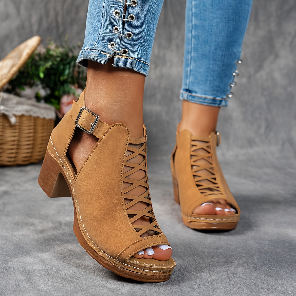 Women's Cushioned Adjustable Sandals