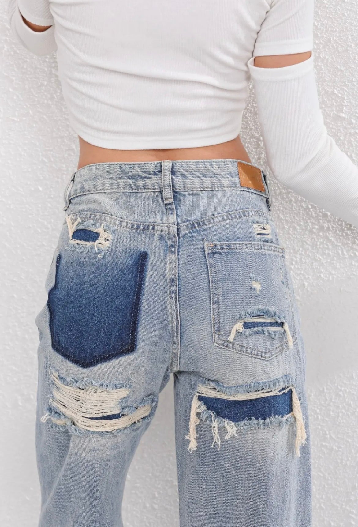 Women's Ripped Vintage Jeans - Fashinoza