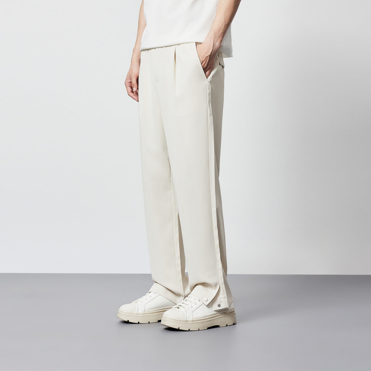 Men's Wide Leg Pleated Pants
