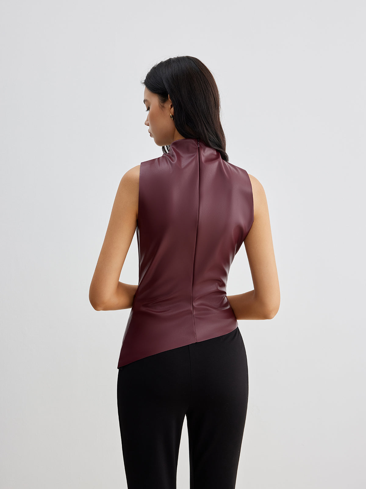 Women's Sleeveless High Neck Gathered Waist