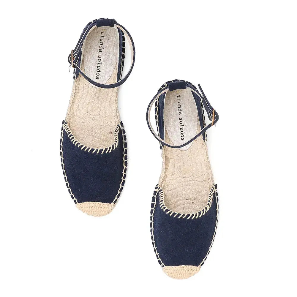 Black Espadrilles for Women – Stylish & Comfortable Flat Design