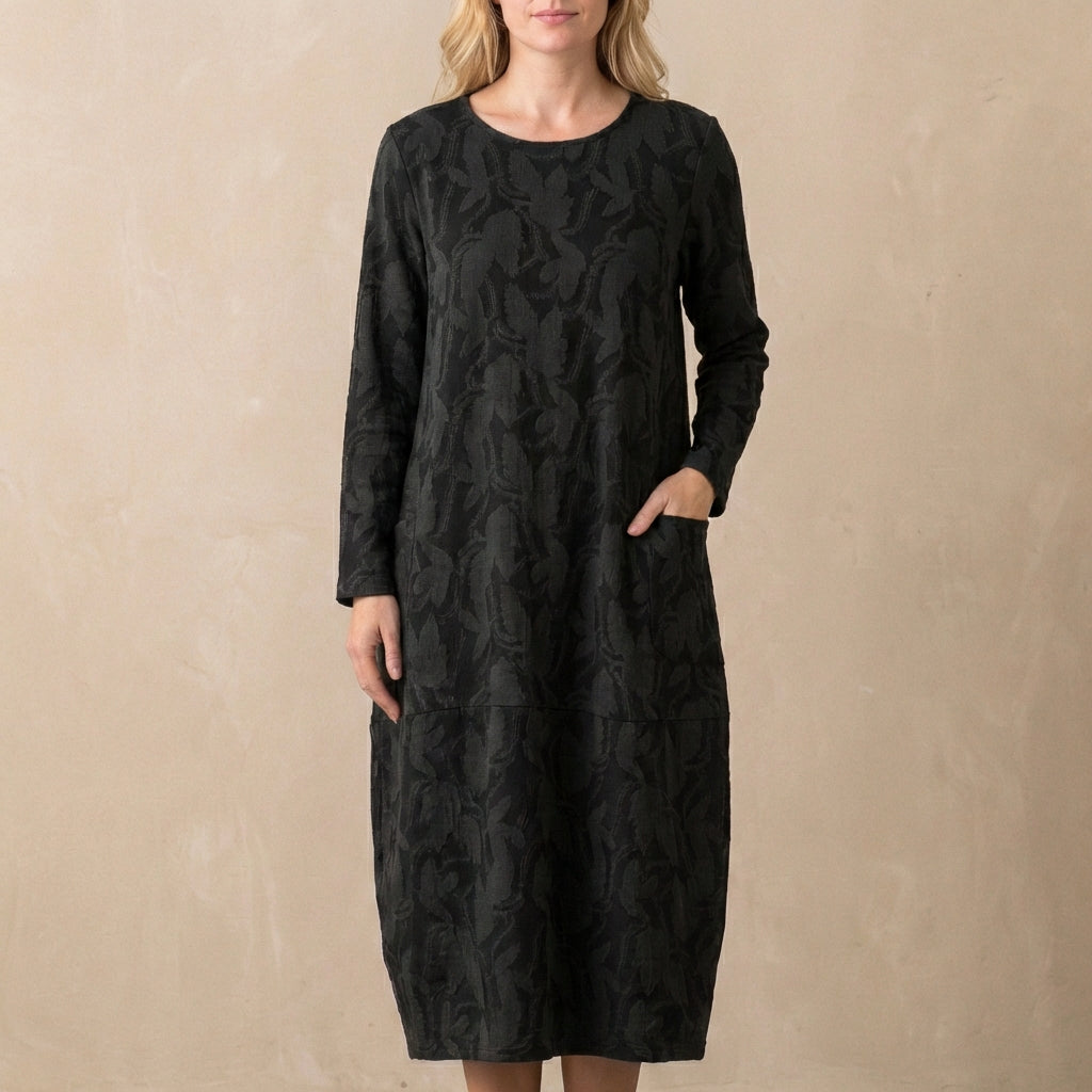 Women's Relaxed Fit Maxi Dress Textured Pattern Patch Pockets
