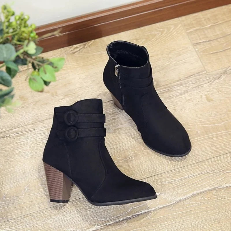 Black Ankle Boots for Women – Stylish Retro Belt Buckle Design