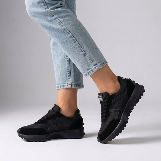 Lace Up Sneakers Chunky Sole Bold Graphic Detail - 
Fashinoza